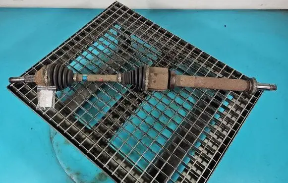 Front driveshaft