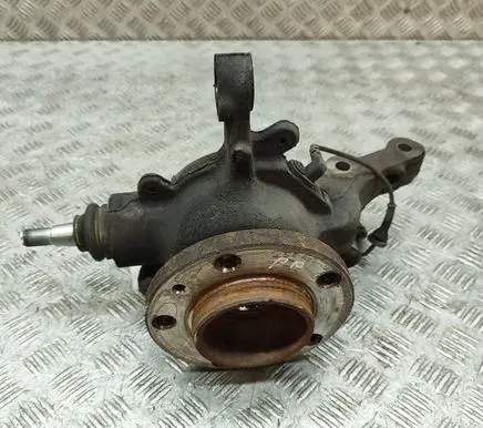 Renault Master III Front wheel hub 400148957R
