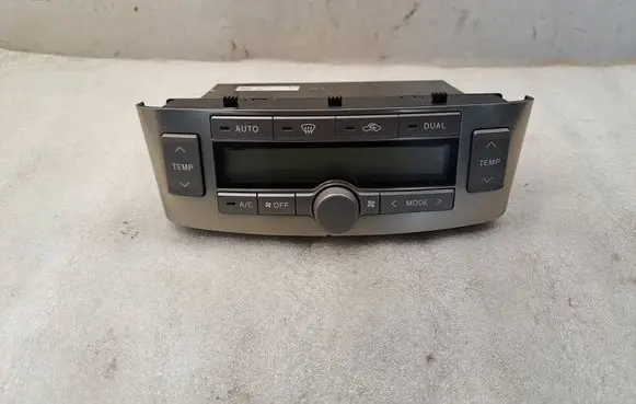 Toyota Avensis T250 Climate control unit 5590205050H 5590005270