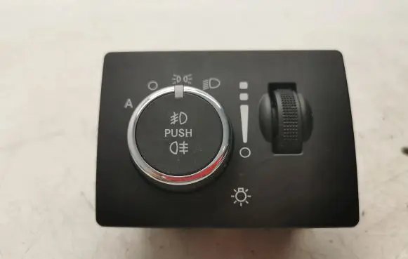 Jeep Grand Cherokee Light switch P68258719AA