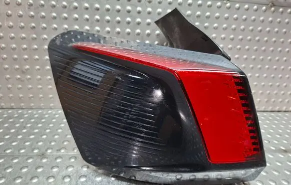 Peugeot 3008 II Rear/tail lights S26282798 9810477180