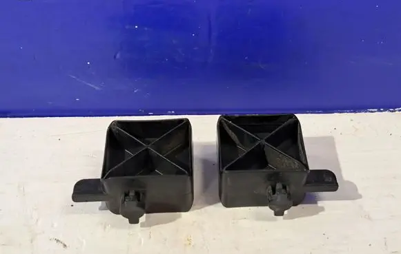Volvo S60 Radiator support slam panel bracket 30723362