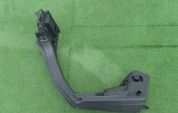 Volkswagen Golf VII Other trunk/boot trim element 5G6867762J