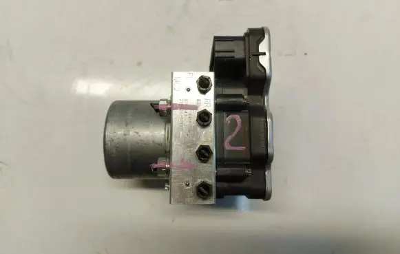 Toyota Yaris XP210 ABS Pump 44540-0d791