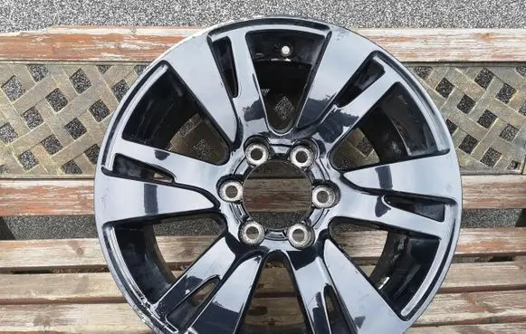 Toyota Hilux (N50, N60, N70) R18 alloy rim 