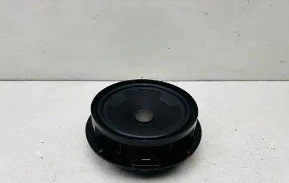 Volkswagen PASSAT B8 Rear door speaker 3G0035453