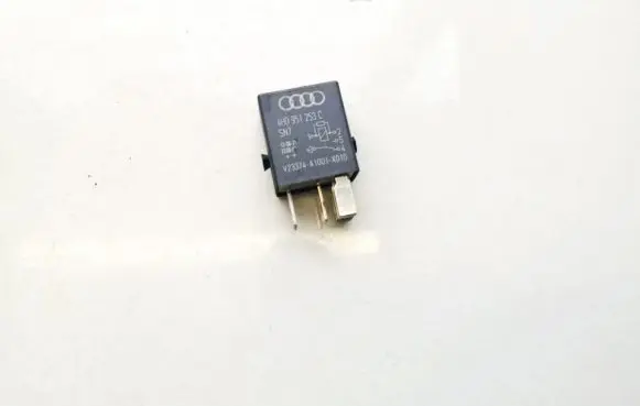Volkswagen Jetta VI Other relay 4h0951253c v23374-a1001-x010