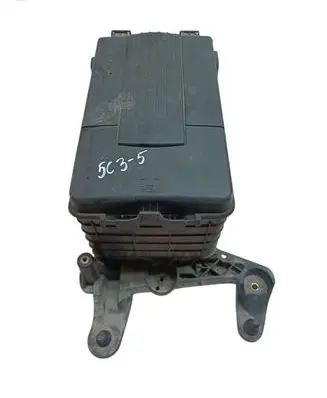 Skoda Octavia Mk2 (1Z) Battery box tray 1K0915333