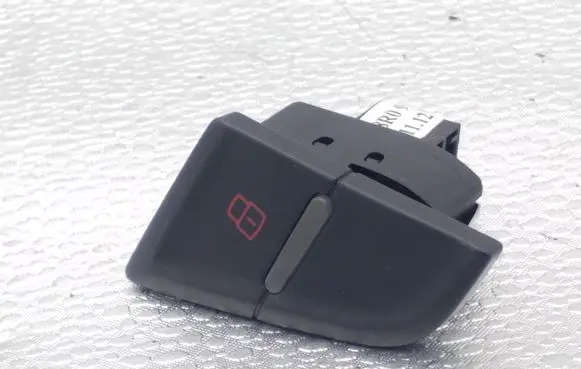 Tailgate opening switch