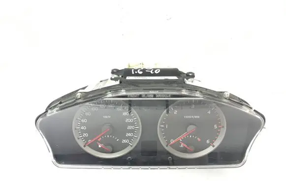 Volvo V50 Speedometer (instrument cluster) 30728645 30710071