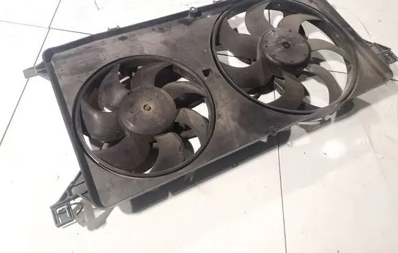 Ford Transit Radiator cooling fan shroud 8C118C607BB