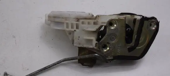 Mitsubishi Galant Front door lock