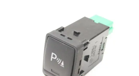 Nissan Qashqai Parking (PDC) sensor switch 
