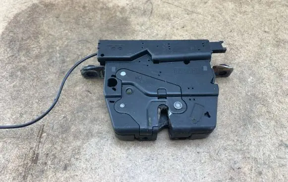 BMW X1 E84 Tailgate/trunk/boot lock/catch/latch 51247200511 7200511 51242993463