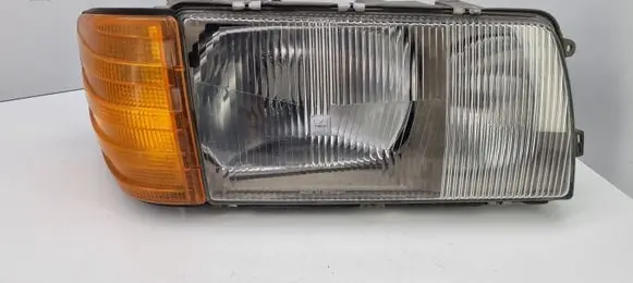 Mercedes-Benz S W126 Headlight/headlamp A1268209061 1305235092