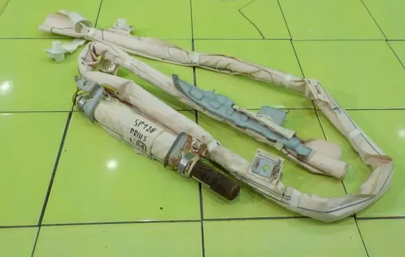 Toyota Prius (XW30) Roof airbag 