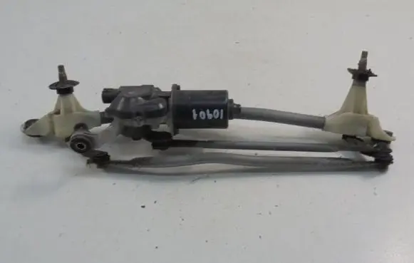 Front wiper linkage
