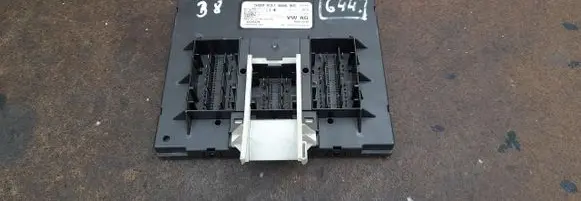 Volkswagen PASSAT B8 Comfort/convenience module 5Q0937086BC