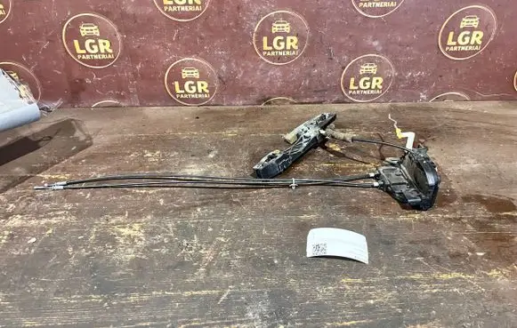 Nissan Quest Front door lock