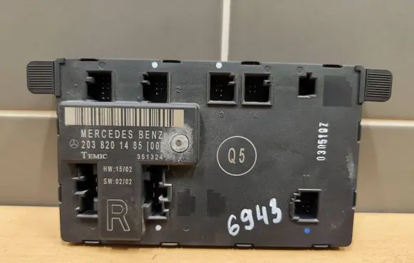 Mercedes-Benz C W203 Door control unit/module 2038201485 351324