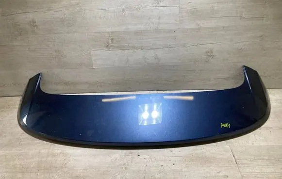 Ford Focus Tailgate/trunk spoiler jX7BA44210A