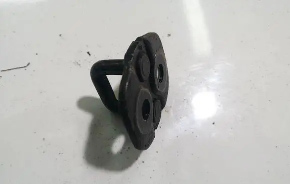 Nissan Tiida C11 Front door lock loop/hook striker 