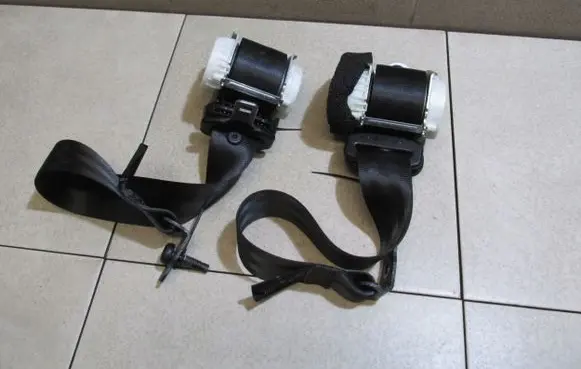 Ford Fiesta Seat belt trim 