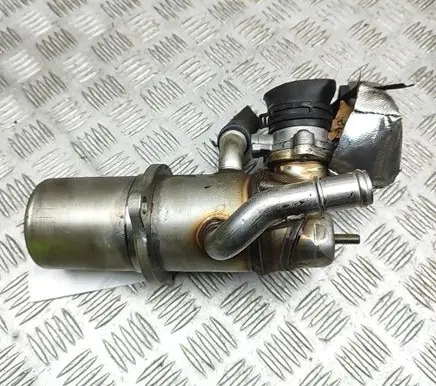 Audi A4 S4 B9 8W EGR valve cooler 04L131513B 04L131501B