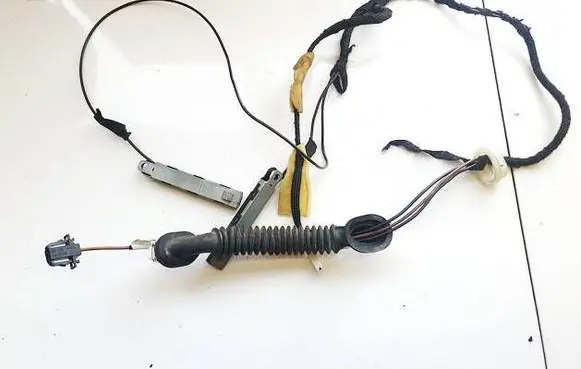 Antenna control unit