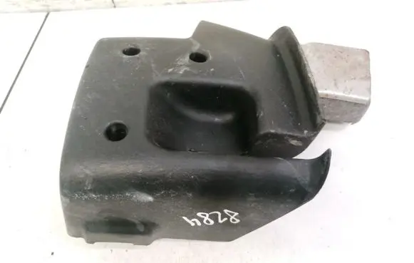 Hyundai Matrix Steering wheel column trim X8485717000 X84857-17000