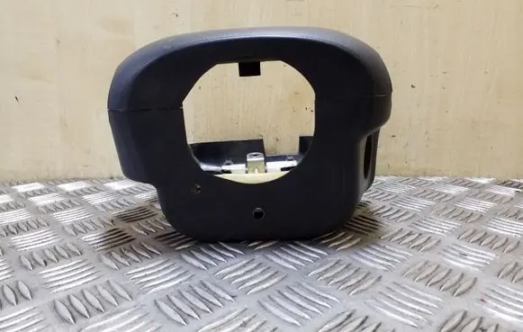 Steering wheel column trim
