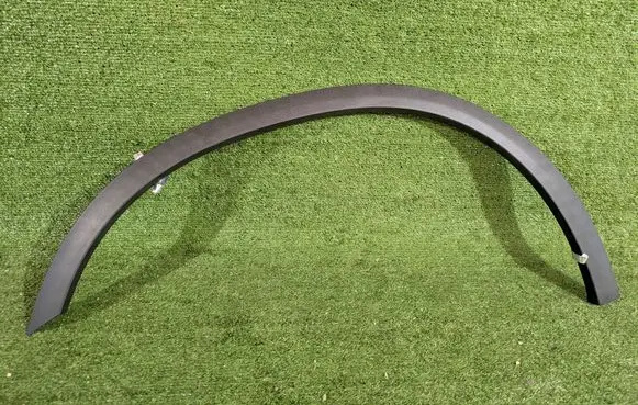 Mercedes-Benz GLC C253 Front arch trim 