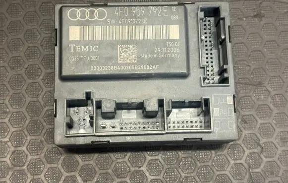 Audi A6 S6 C6 4F Door control unit/module 4F0959792E 4F0910793E 0033TFJ0001