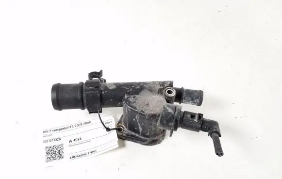 Volkswagen Transporter - Caravelle T5 Brake vacuum hose/pipe 038121132G