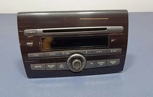 Fiat Bravo Radio/CD/DVD/GPS head unit 735484417