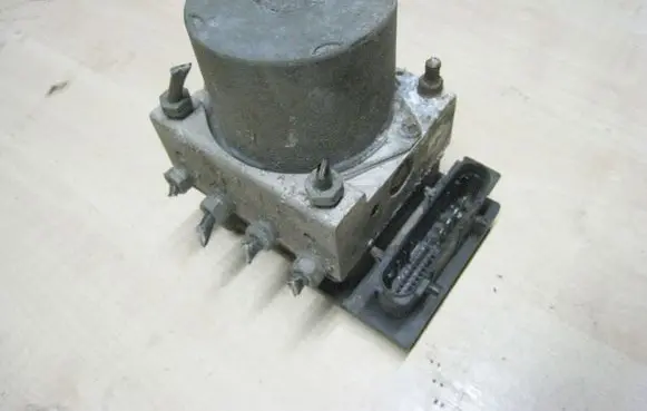 Citroen C4 I ABS Pump 9657352780