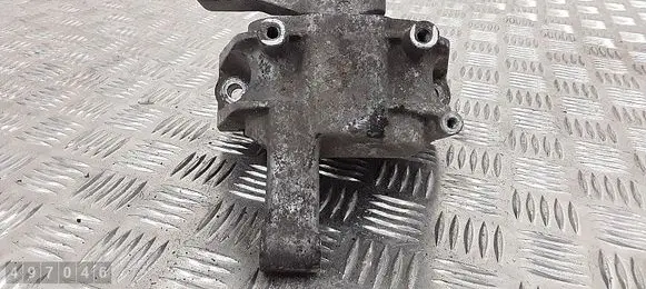 Volkswagen Tiguan Engine mount bracket hm345m10cn