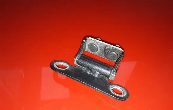 Toyota Auris 150 Tailgate/trunk/boot hinge NOCODE