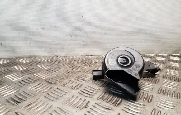 Volkswagen PASSAT CC Horn signal 002408 A046522