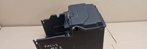 Ford Focus Battery box tray AM5110723AF