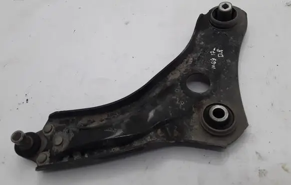 Renault Megane IV Front lower control arm/wishbone 545045297R