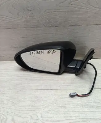 Nissan Qashqai Front door electric wing mirror E11026202 E036202