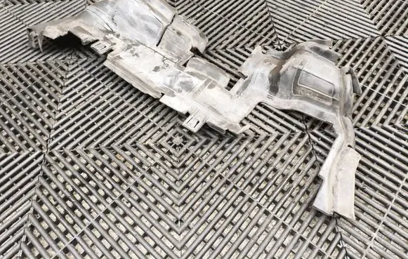 Audi Q5 SQ5 FY Intercooler air guide/duct channel 80A121284K