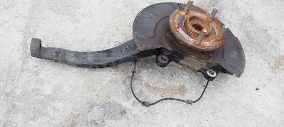 Jeep Grand Cherokee Front wheel hub spindle knuckle