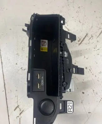Lexus RX 450H Wireless charging module 861C048060 CAQL39X1AJ 10R0312895