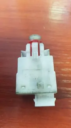 BMW 5 E39 Brake pedal sensor switch 03611100 8350421