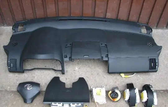 Toyota Corolla Verso AR10 Dashboard