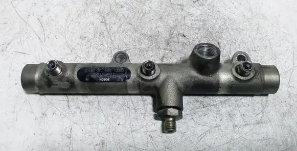 Audi A6 S6 C6 4F Fuel main line pipe 059130089D