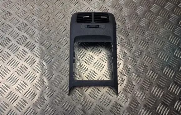 Volkswagen Golf V Rear air vent grill 1K0819203A