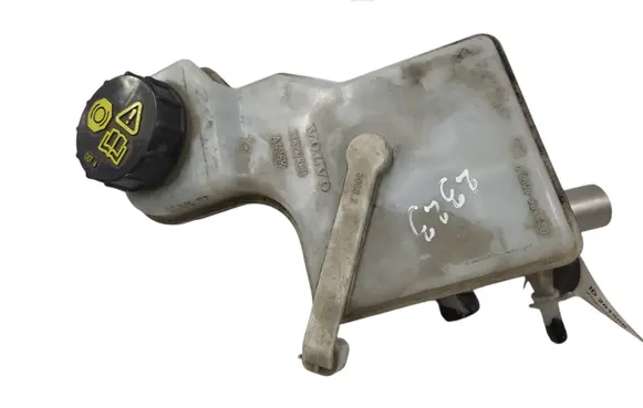 Volvo V40 Master brake cylinder 31329330